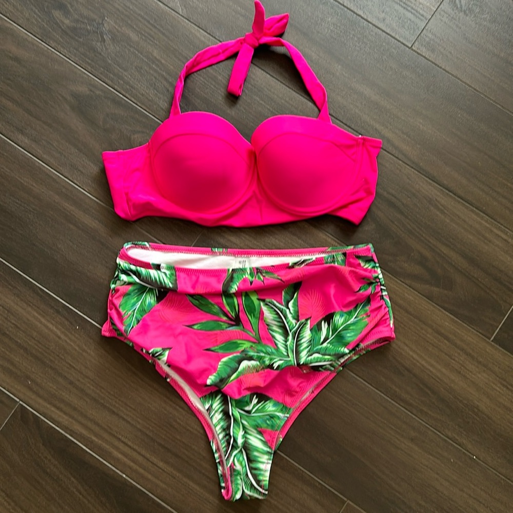NWOT Shein Bikini Set - Large